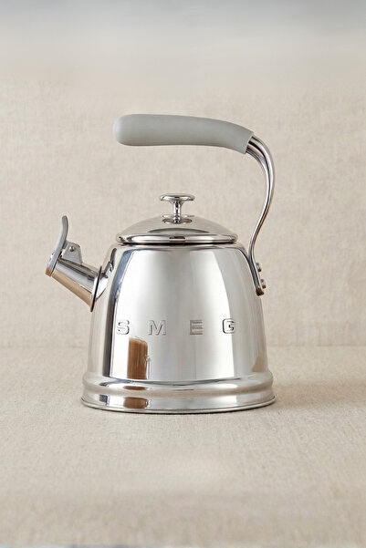 SMEG 50's Style Retro Mirror Steel Ocak Üstü Islıklı Demlik