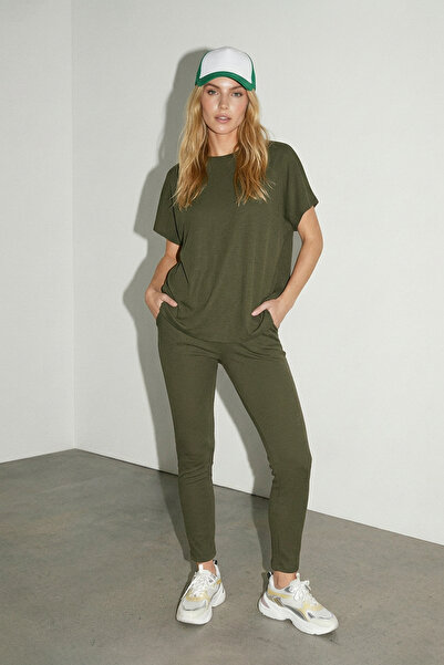 Trendyol Collection Dark Green Plain Relaxed Bat Sleeve Short Tight Leg Buckl...