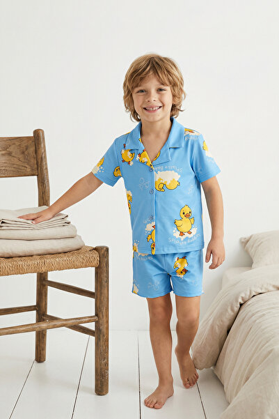 TRENDYOLKIDS Blau gemustertes Unisex-Kinder-Strickpyjama-Set TKDSS26PT00003
