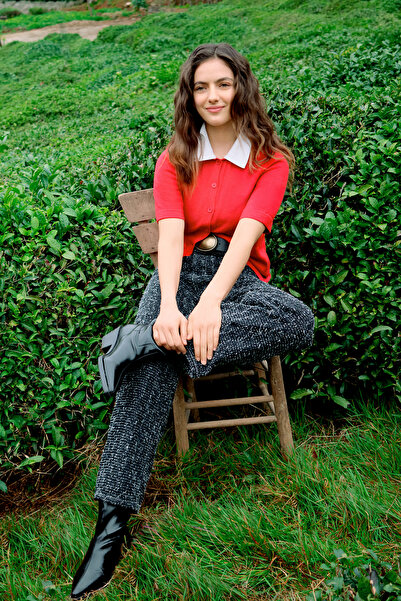 Trendyol Collection Limited Edition Farbblockierte, schmale Strickbluse mit r...