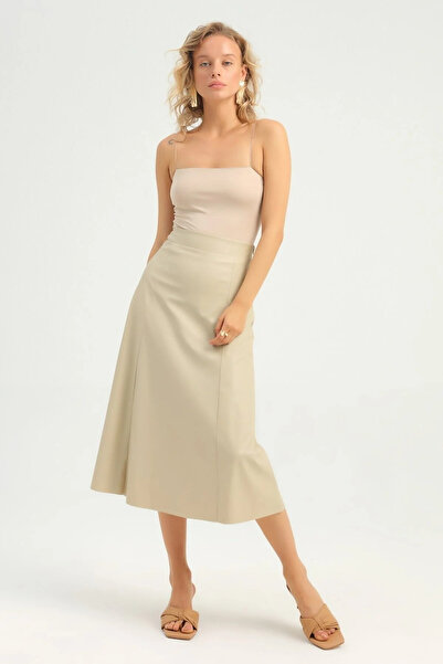 Quzu بدلة بحزام رفيع باللون البيج