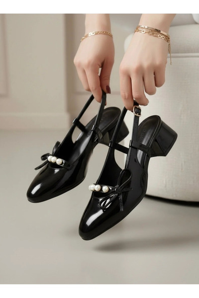 marinarosse Kadın Veran Siyah Rugan Fiyonk Taş Detaylı Klasik Topuklu Ayakkabı