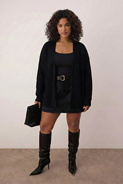 Trendyol Curve Black Soft Textured Pocket Detailed Knitwear Cardigan Tbbaw26A...