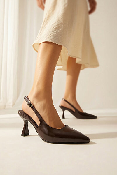 Yaya by Hotiç Women's Brown Pointed Toe Patent Leather Open Back Medium Heele...