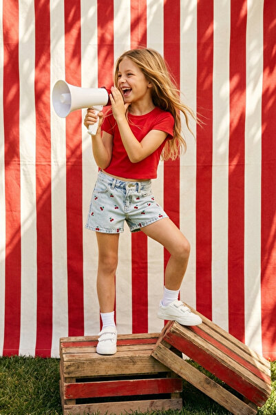 TRENDYOLKIDS Pantaloni scurți și bermude din denim elastic brodat cireș 100% ...