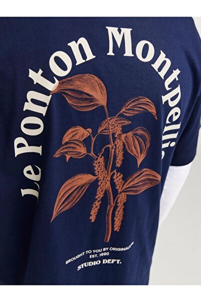 Jack & Jones تي شيرت رجالي بياقة دائرية وطباعة على الظهر - باروس