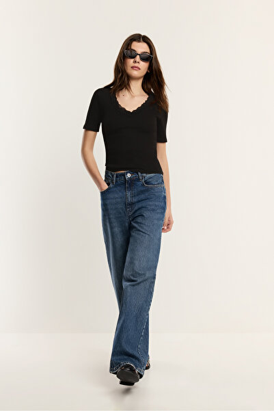 LEFTIES Γυναικείο ριμπ μπλουζάκι με δαντελένια λεπτομέρεια