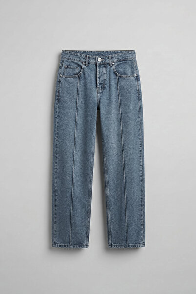 ablukaonline Ανδρικό τζιν μπλε με φαρδιά εφαρμογή και λεπτομέρεια μπροστινής ...