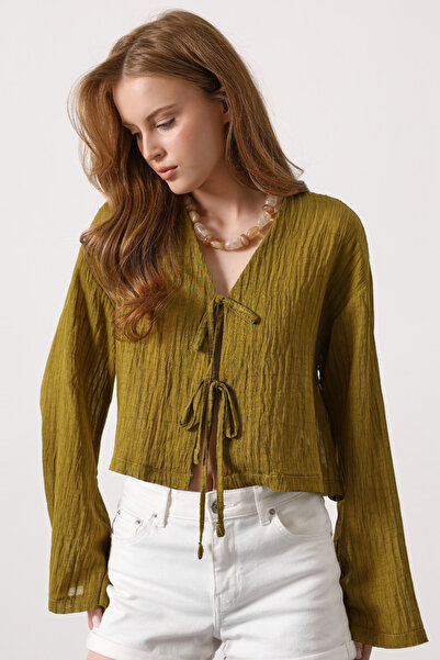 Συλλογή Trendyol Χακί Ριγέ Με δέσιμο Μπλούζα TWOSS26BZ00774