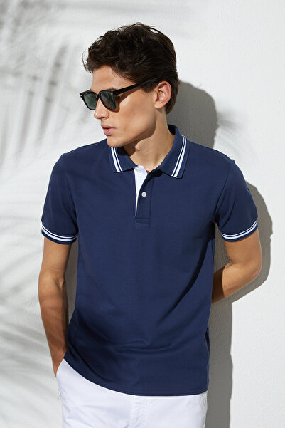 Tudors Ανδρικό μπλουζάκι εφαρμοστό Slim Fit 100% Βαμβάκι Plain με λαιμόκοψη Π...