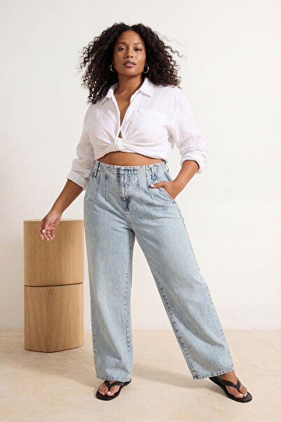 Trendyol Curve Ανοιχτό μπλε ψηλόμεσο τζιν με λεπτομέρεια στον ιμάντα, 100% Βα...