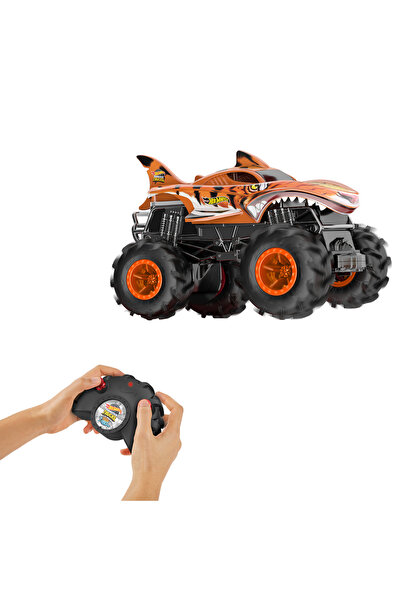 HOT WHEELS Monster Trucks
1:24 Tiger  SharkTM RC Vehicle