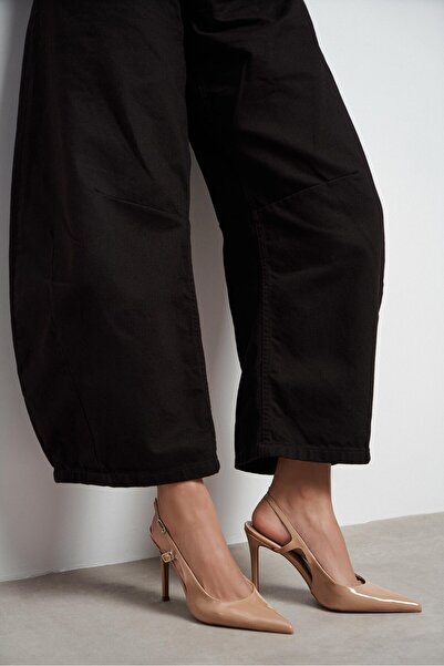 NİŞANTAŞI SHOES Γυναικεία παπούτσια με τακούνι Ladonia Ten από λουστρίνι με λ...