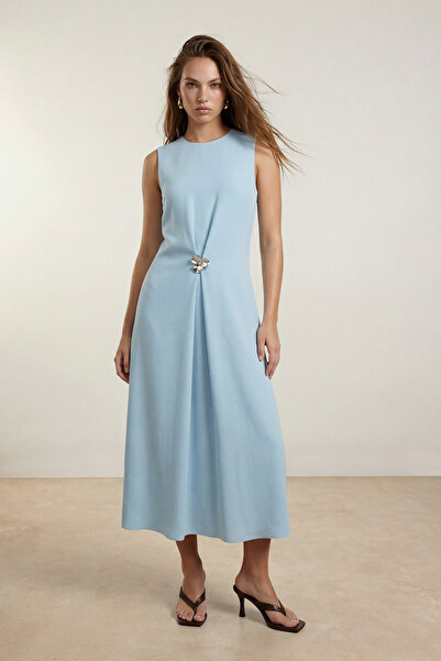 Συλλογή Trendyol Ανοιχτό μπλε ίσιο μάξι υφαντό φόρεμα TWOSS26EL00900