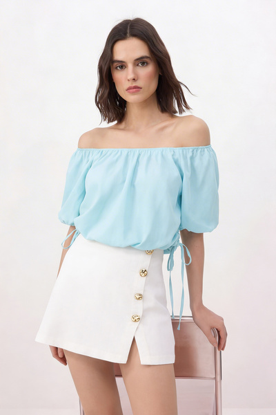 Συλλογή Trendyol Μπλούζα με υφαντό γιακά Carmen και λεπτομέρεια δεσίματος σε ...