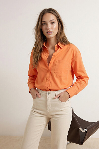 Trendyol Kollektion Orangefarbenes Boyfriend-Hemd aus Baumwollgewebe mit weit...