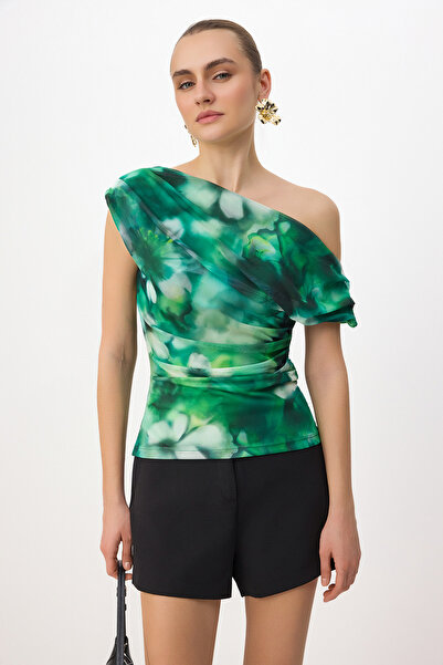 Συλλογή Trendyol Πράσινη αφηρημένη εφαρμοστή ασύμμετρη λαιμόκοψη με χαμηλό μα...