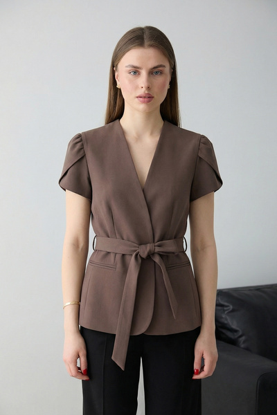 Συλλογή Trendyol Καφέ κοντομάνικο μπλέιζερ μπουφάν TWOSS26BC00041