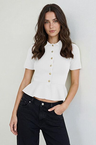 Συλλογή Trendyol Εκρού Πλεκτή Μπλούζα με Πεπλάμιο και Λεπτομέρεια Κουμπιών στ...