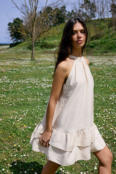 Συλλογή Trendyol Πιο Βιώσιμο Εκρού Μοντάλ Μίνι Υφαντό Φόρεμα TWOSS26EL00299