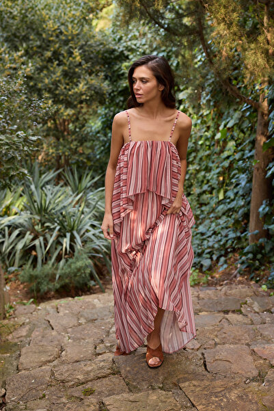 Συλλογή Trendyol Ροζ-Πολύχρωμο Ριγέ Μάξι Φόρεμα από Ύφανση Σιφόν TWOSS26EL00647