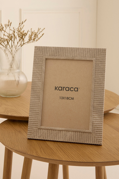 Karaca Home Κορνίζα Vale Frame Μπεζ 13x18 εκ.