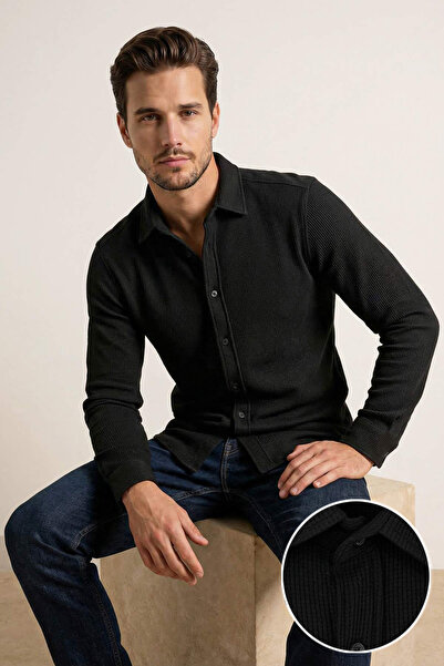 Συλλογή Trendyol Μαύρο ανδρικό υφαντό πουκάμισο με υφή βάφλας και κανονική εφ...