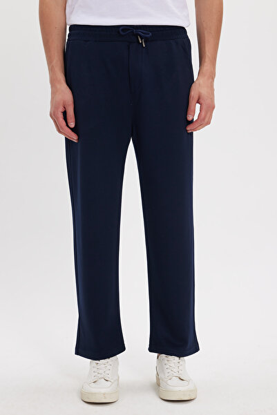 Tudors Ανδρικό φούτερ σε σκούρο μπλε χρώμα, χαλαρή εφαρμογή, άνετη γραμμή, απ...