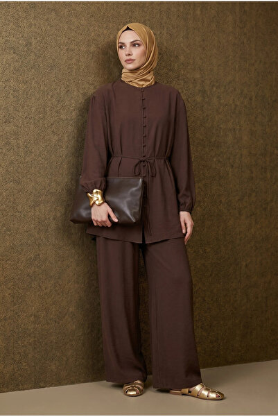 Armine Σετ δύο τεμαχίων από ύφασμα βισκόζης με λεπτομέρεια κουμπιών, δέσιμο σ...