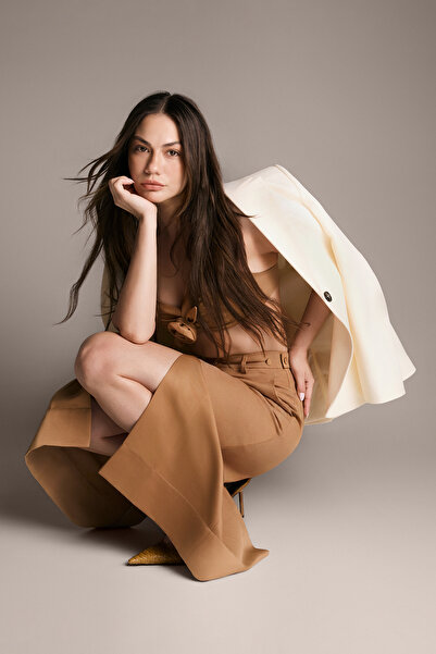 Συλλογή Trendyol Περιορισμένη Έκδοση Off-White Εφαρμοστό Μπλέιζερ Υφαντό TWOS...