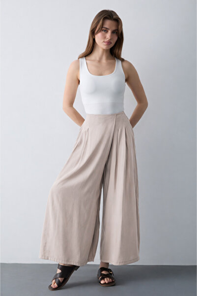 Συλλογή Trendyol Παντελόνι με εφέ φούστας από πέτρινο ύφασμα με φαρδιά μπατζά...