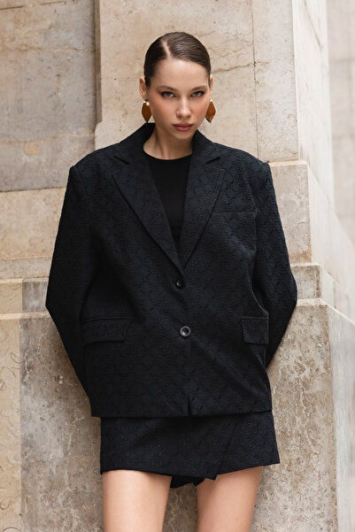 Trendyol Kollektion Schwarze, selbstgemusterte, gefütterte Oversize-Blazerjac...