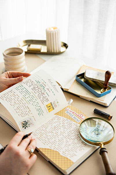 PAPERORA Charm Takılabilen Reading Journal - Okuma Günlüğü 18x20 cm Lacivert