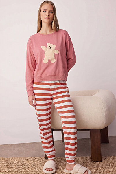 Trendyol Collection Set pijamale tricotate cu ursuleț de pluș roz 100% bumbac...