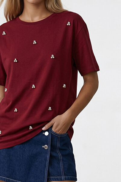 Trend Alaçatı Stili Bordo Bisiklet Yaka Oversize İnci Ve Taş İşlemeli T-Shirt ALC-X11964