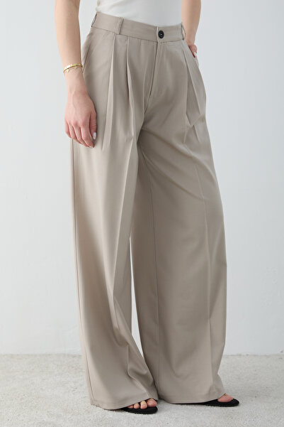 Trendyol Collection Pantaloni largi plisați cu aspect texturat TWOSS26PL00231