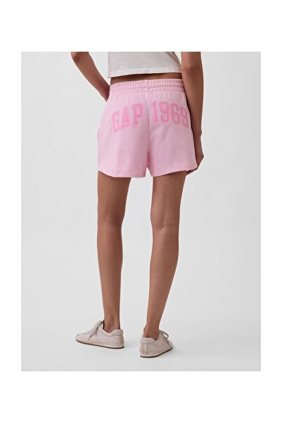 GAP INTL 1969LOGO SHORTS PRIMROSE PINK 92% Cotton Better Cotton (BCI), 8% Pol...