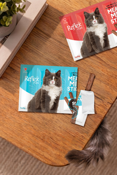 Reflex Plus Meaty Mini Sticks Kedi Ödül Maması 4 Çeşit 40g