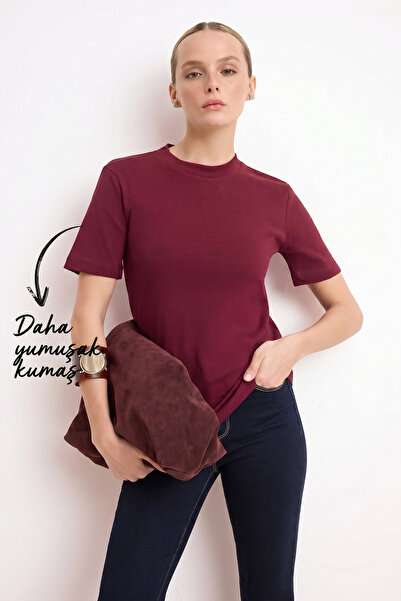 Trendyol Kollektion Burgunderfarbenes, eng anliegendes, kurzärmliges T-Shirt ...