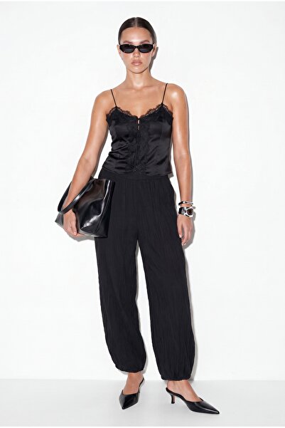 Drop by TrendyolMilla Crne elastične pantalone TDRSS26PL00004