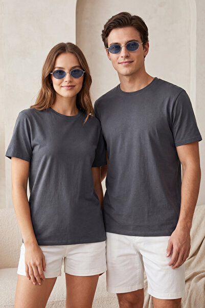 TRENDYOL MAN Unisex Antrasit Regular/Normal Kesim Basic Kısa Kollu T-Shirt TM...