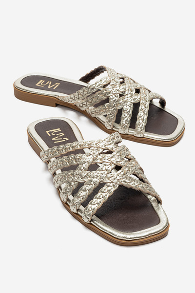 LuviShoes Γυναικείες παντόφλες ALISHA Gold από γνήσιο δέρμα με πλεκτό λουράκι