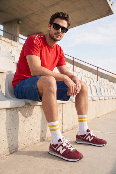 Trendyol Collection Tricou roșu cu umeri goi, croială normală, cu detaliu cu ...