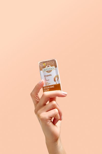 Apitera PROP Doğal Bal, C Vitamini ve 175 mg Propolis İçeren Takviye Edici 7’li Saşe