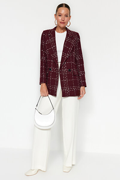 Kolekcja Trendyol Bordowa, oversize'owa marynarka w kratę TWOAW21CE0105