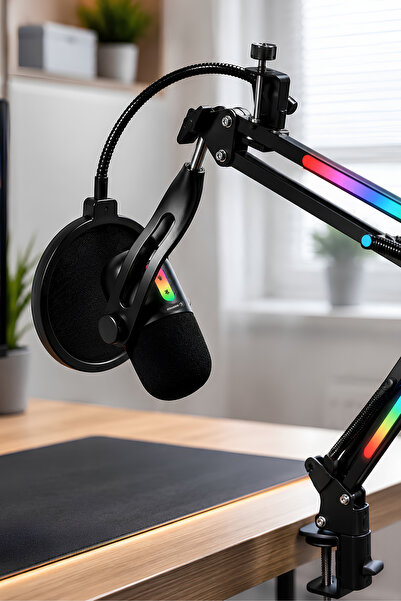Rampage ميكروفون Arpej RGB مع حامل طاولة ومؤشر صوتي وفلتر لمس للألعاب والبث ا...