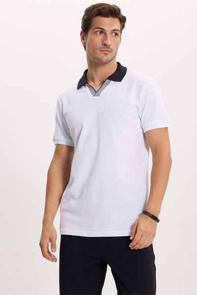Tudors Ανδρικό μπλουζάκι εφαρμοστό Slim Fit 100% Βαμβάκι Λευκό με λαιμόκοψη πόλο