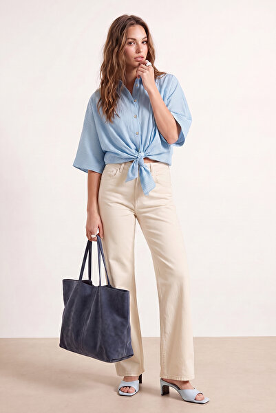 Trendyol Collection بنطلون جينز إكرو عالي الخصر متوسط ​​المرنة أرجل واسعة TWO...