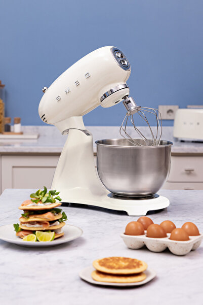 SMEG 50's Style Steady-Mix® Plus 4,8L Krem SMF05+ Stand Mikser 1000W