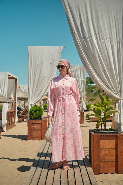 LOCCO Lace Detailed Dress with Buttons and Tie at the Waist, Lined Inside, Pink